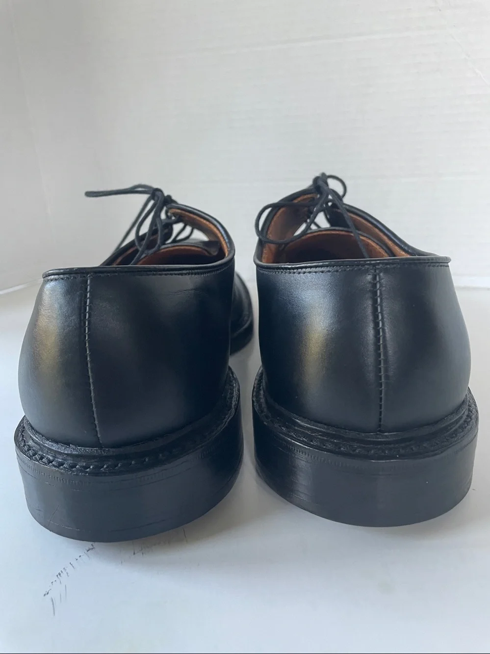 Allen Edmonds Brentwood Black Leather Oxfords size 10 EEE